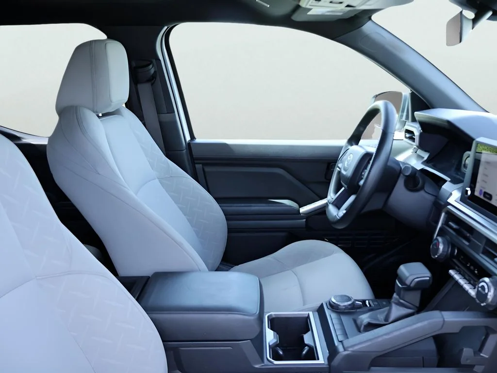 2024 Toyota Tacoma SR5 - Photo 12