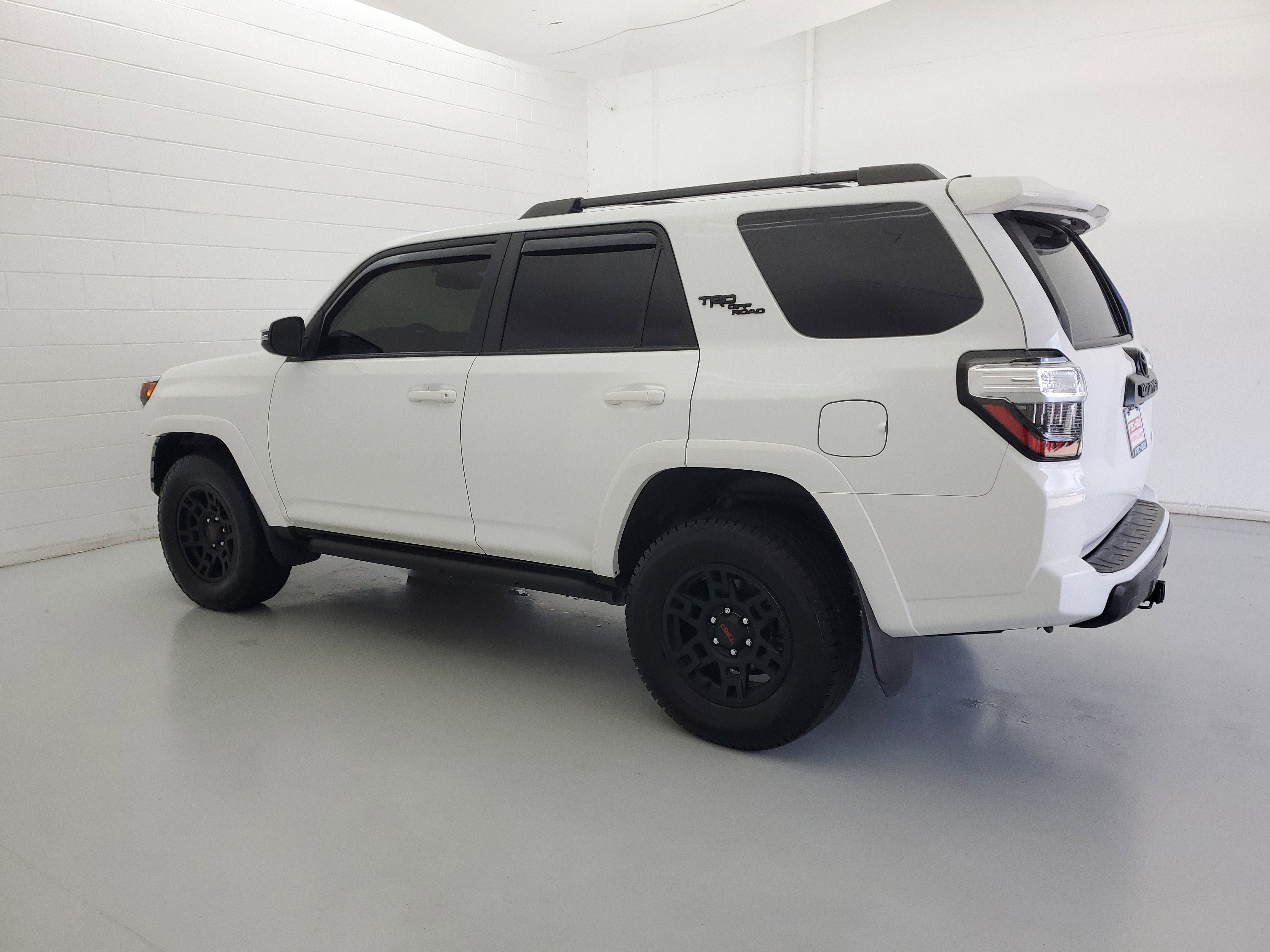 Used 2024 Ice Cap Toyota TRD Off-Road Premium image 7