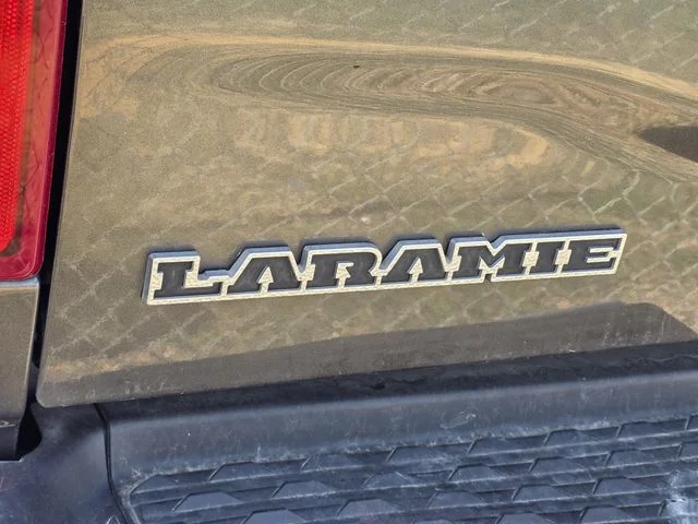 Used 2022 Granite Crystal Clearcoat Metallic Ram Laramie image 6