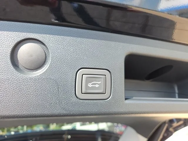 2027 GMC Terrain Denali - Photo 13