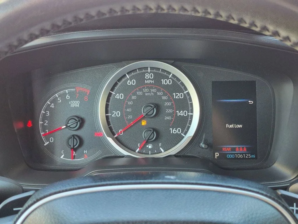 Used 2020 Silver Toyota SE image 15