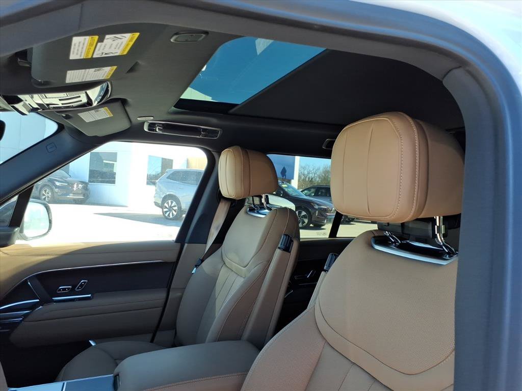 2026 Land Rover Range Rover SE - Photo 12