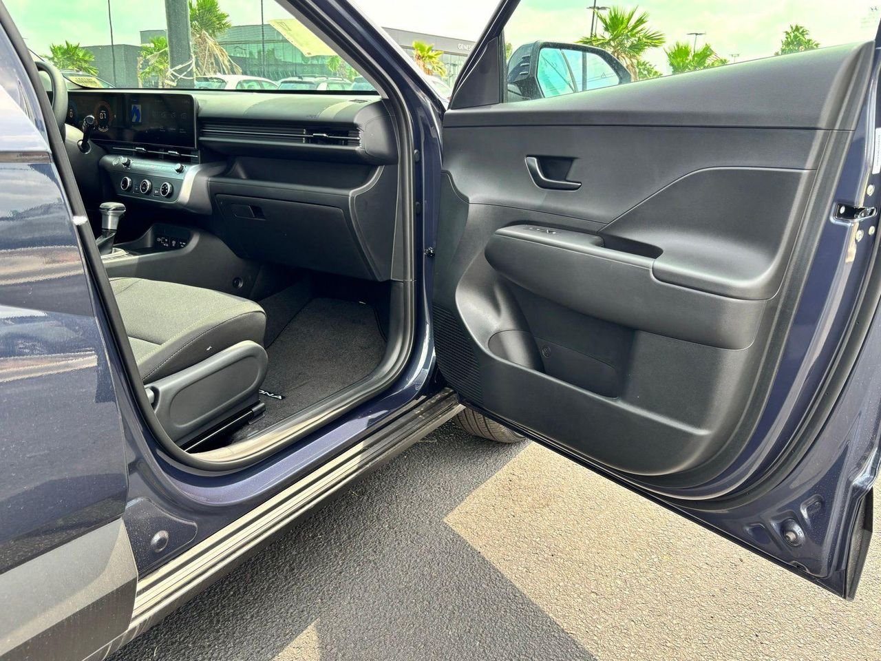 New 2026 Blue Hyundai SE FWD image 20
