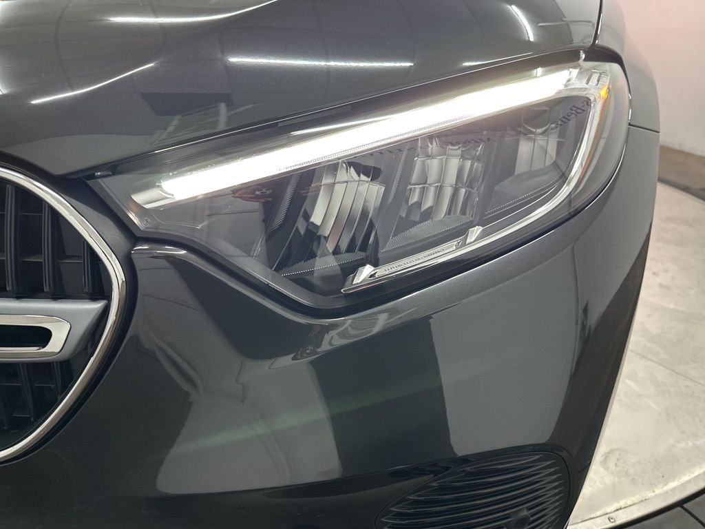 Used 2026 Gray Mercedes-Benz GLC 300 image 30