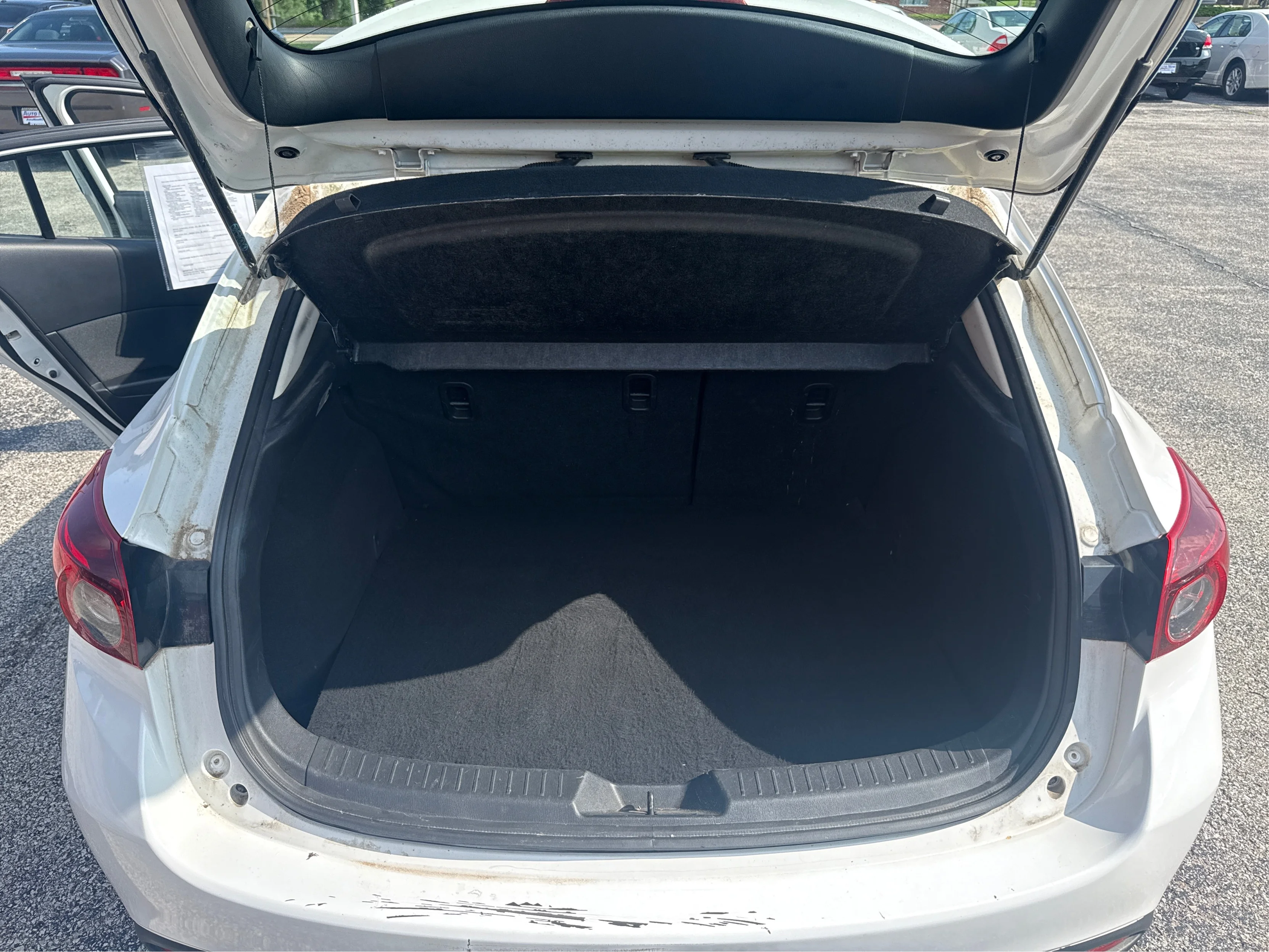 Used 2014 White Mazda i Touring image 13