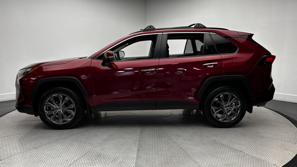 Used 2025 Red Toyota Limited image 4