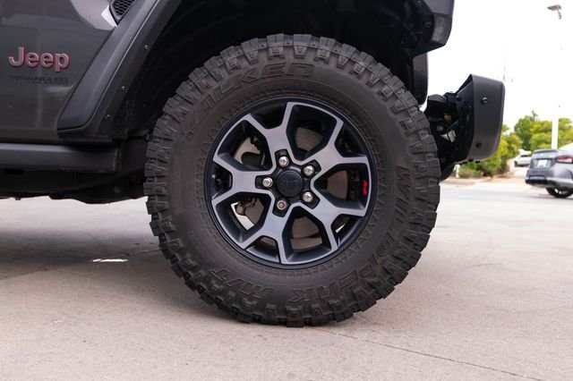 Used 2019 Crystal Metallic Jeep Unlimited Rubicon image 13