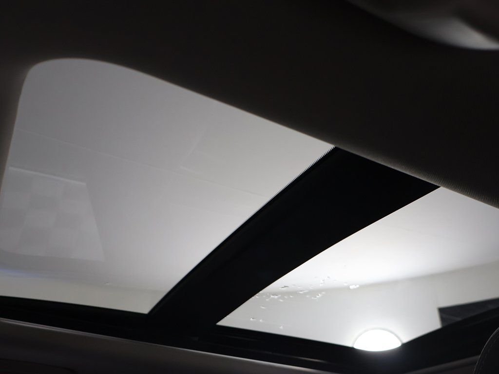 2025 Mitsubishi Outlander SEL - Photo 24