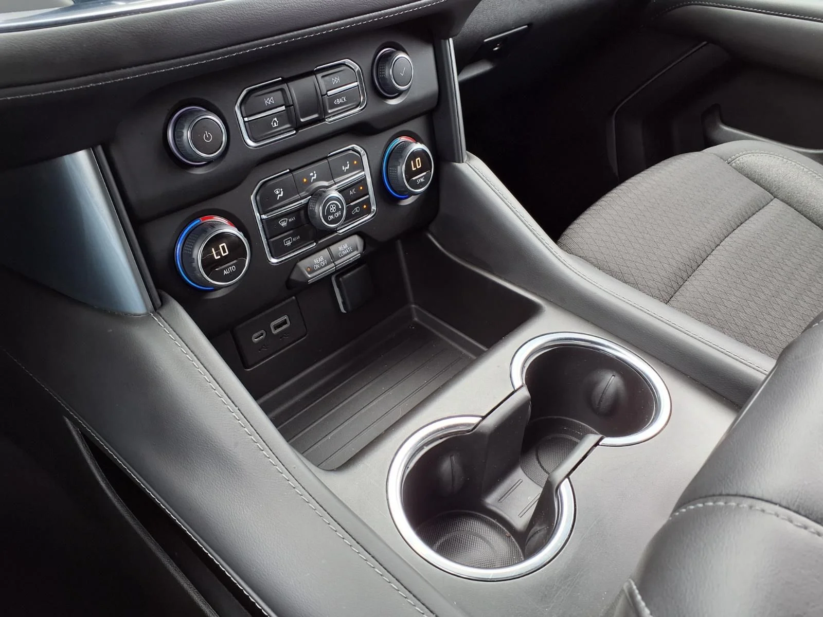 Used 2023 White Chevrolet LS image 25
