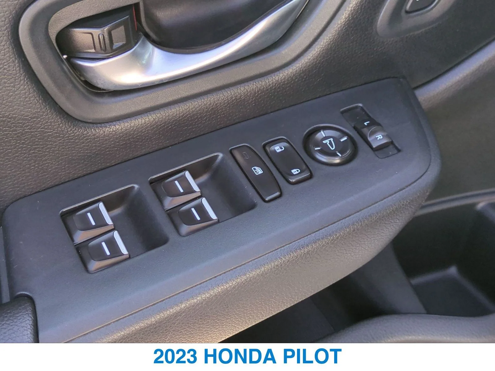 Used 2023 White Honda EX-L image 13