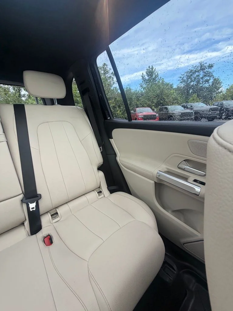 Used 2023 Black Mercedes-Benz 300 image 15