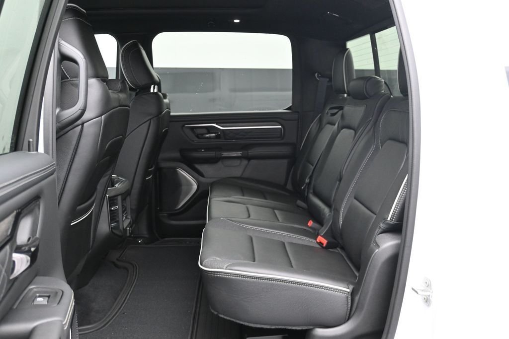 2026 RAM 1500 Limited - Photo 14