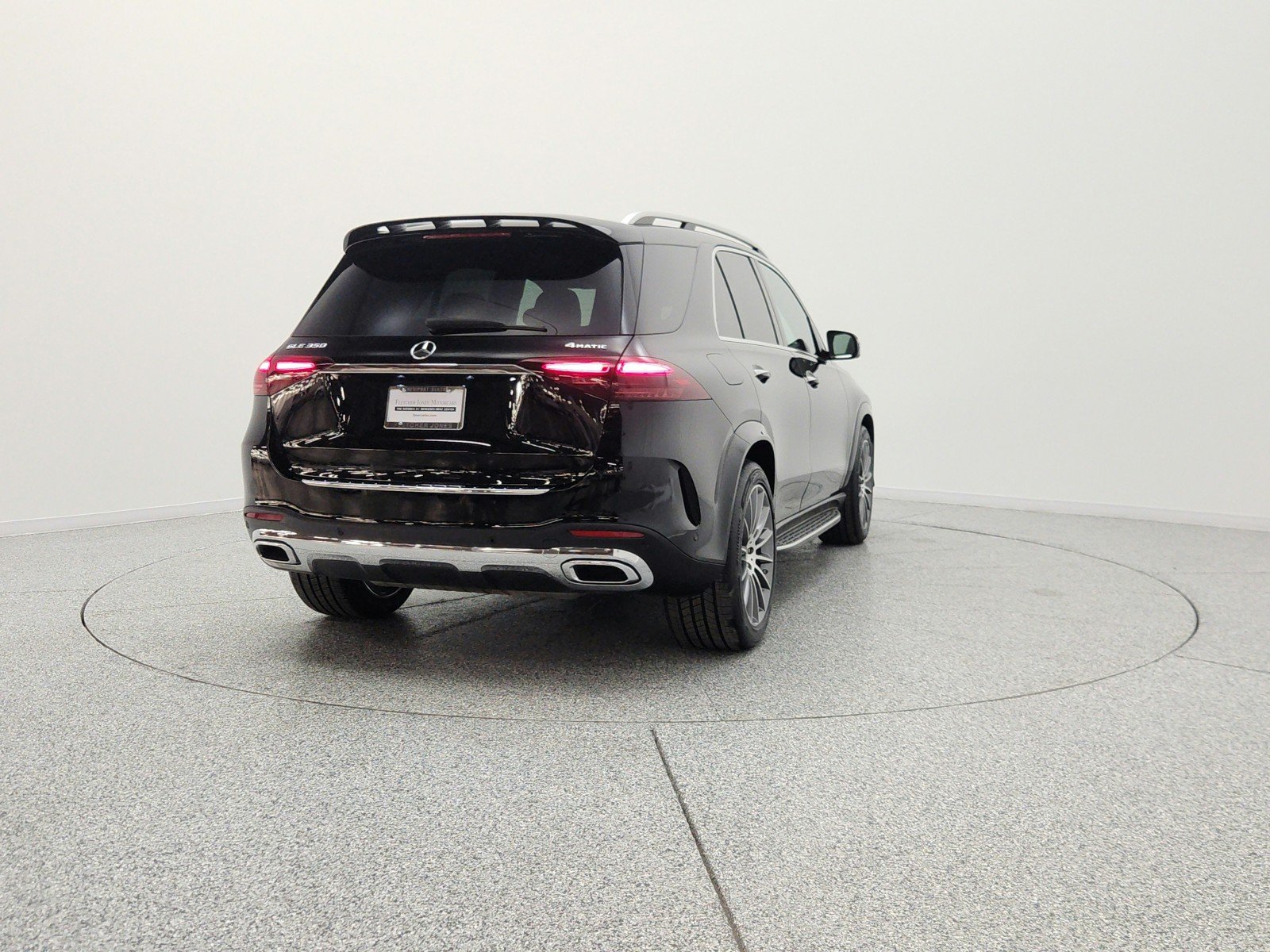 Used 2024 Black Mercedes-Benz GLE 350 4MATIC® SUV image 6