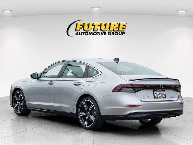 Used 2025  Honda Sport image 7