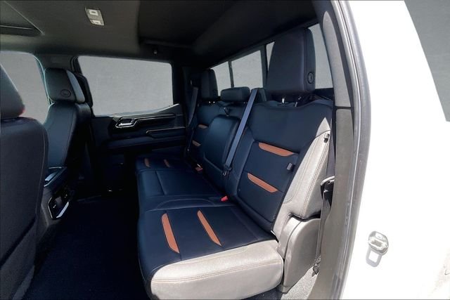 Used 2022 White GMC AT4 image 26
