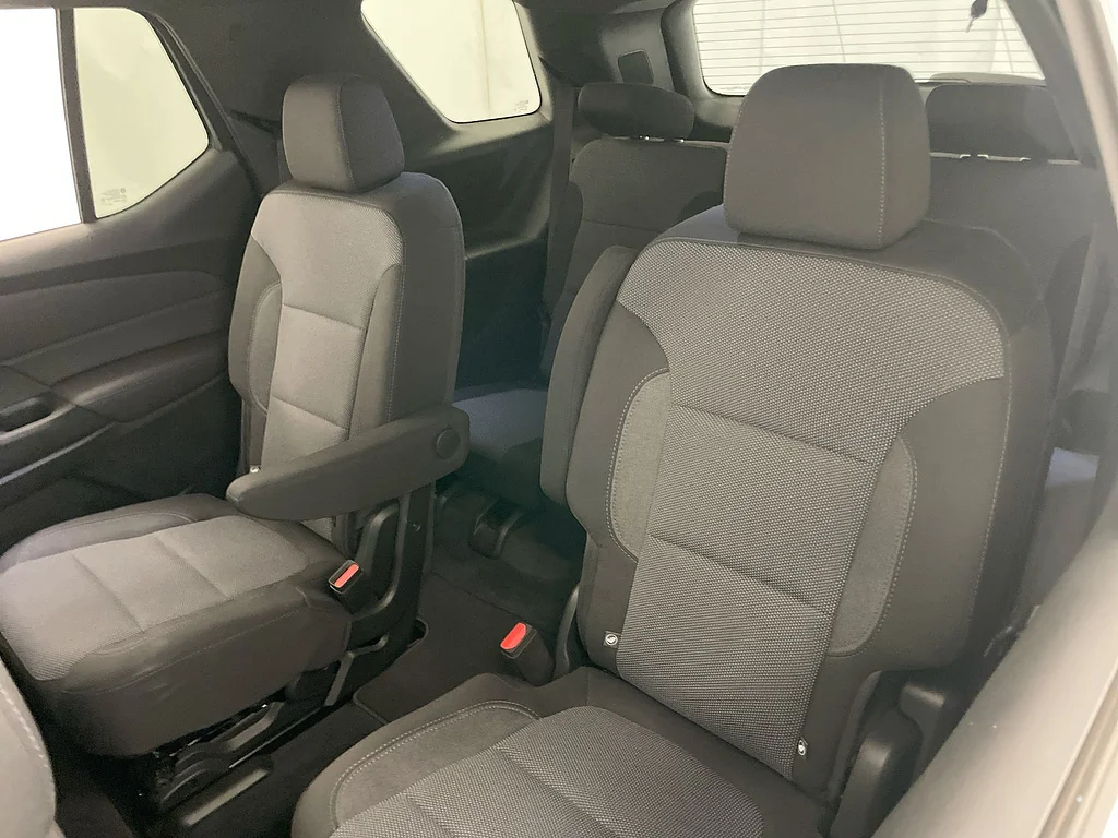 Used 2023 Sterling Gray Metallic Chevrolet LT Cloth image 24