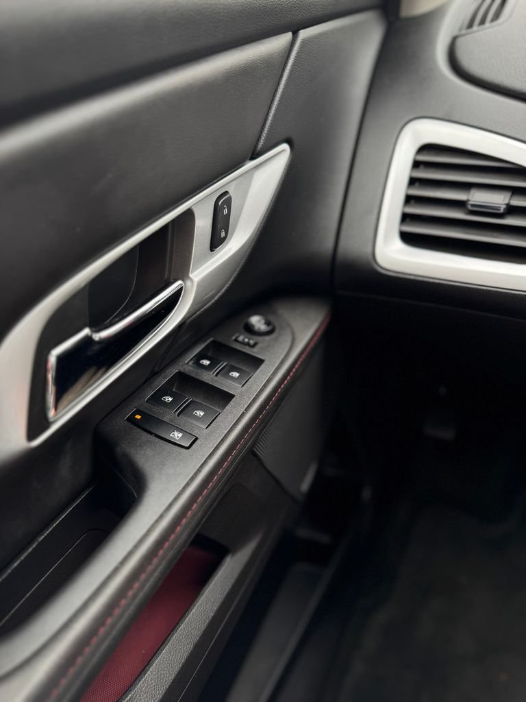 Used 2013 Crystal Red Tintcoat GMC SLT-2 image 17
