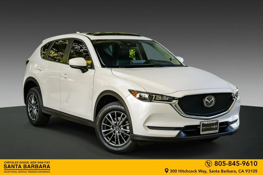 2021 Mazda CX-5 Touring Auto's photo