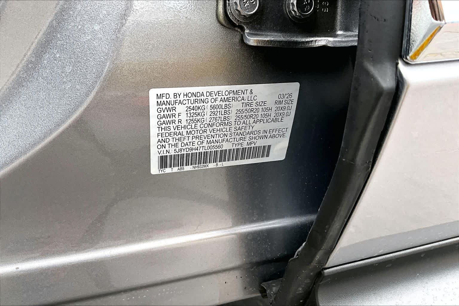 Used 2026 Solar Silver Metallic Acura w/Technology Package image 34