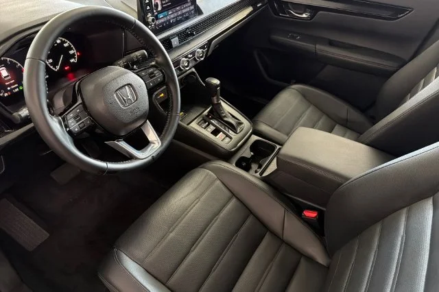 Used 2025 Canyon River Blue Metallic Honda EX-L image 14