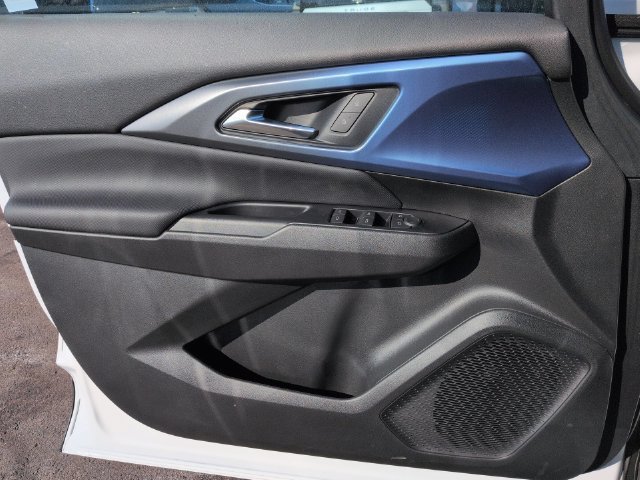 New 2026 Summit White Chevrolet LT image 23