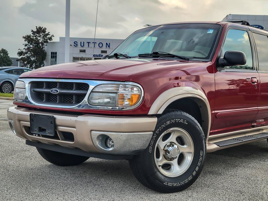 Used 2000 Ford Explorer EDDIE BAUER with VIN 1FMDU74EXYZA83878 for sale in Matteson, IL
