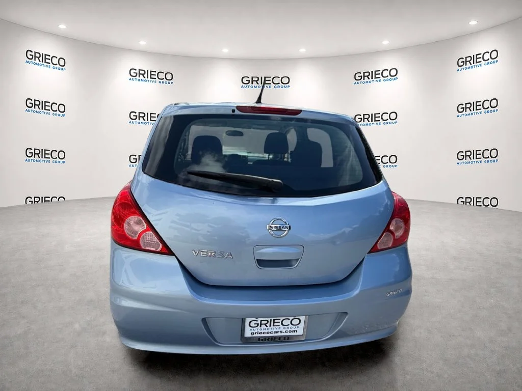 Used 2011 Arctic Blue Nissan 1.8 S image 6