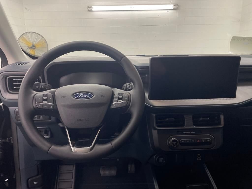 2025 Ford Maverick XLT - Photo 8