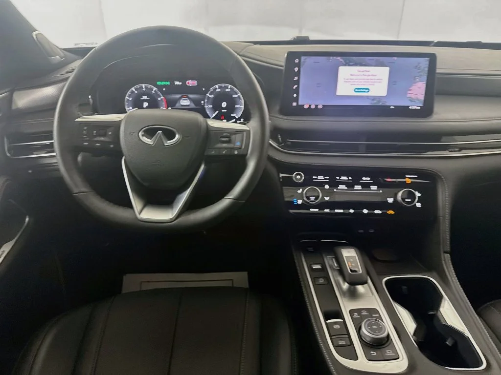 Certified Used 2027 White INFINITI SPORT image 31