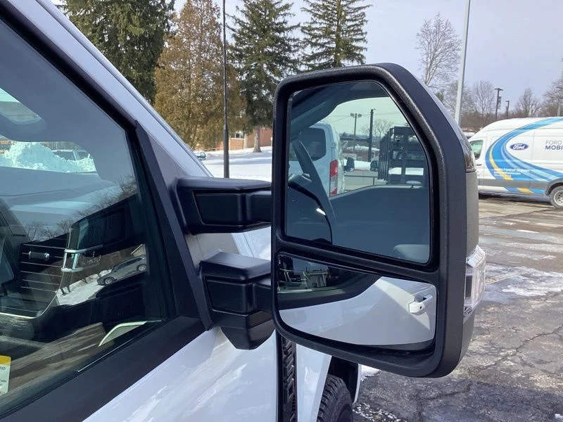 New 2026 Star White Metallic Tri-Coat Ford F-350® Lariat® image 13