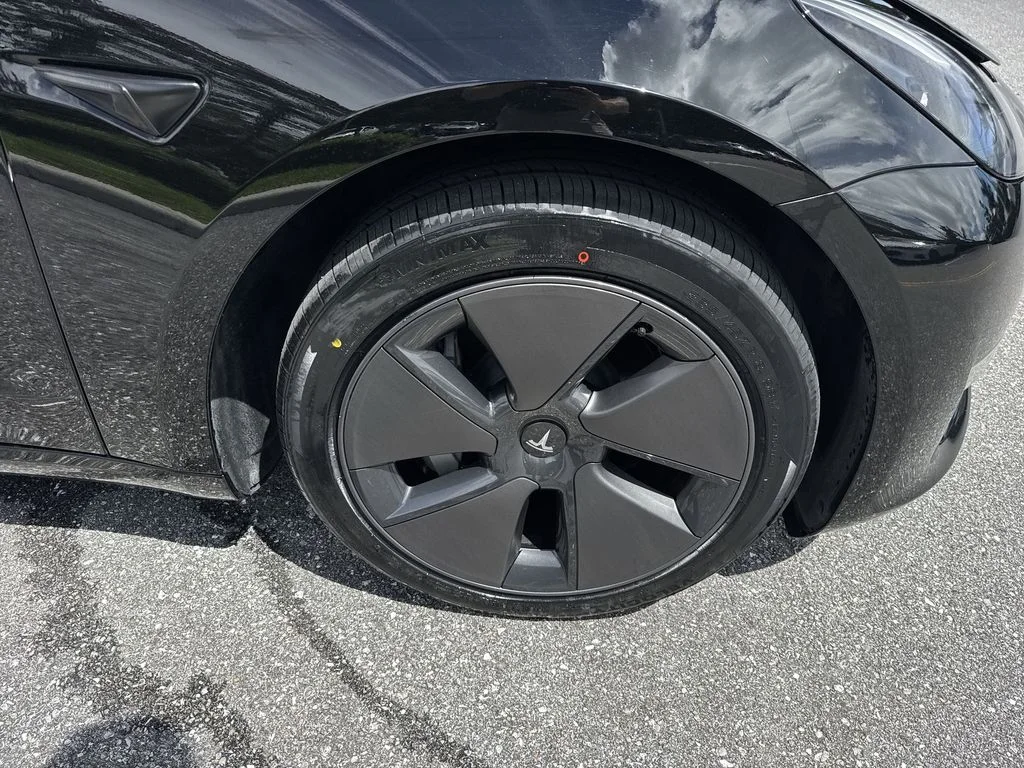 Used 2023 Solid Black Tesla  image 60