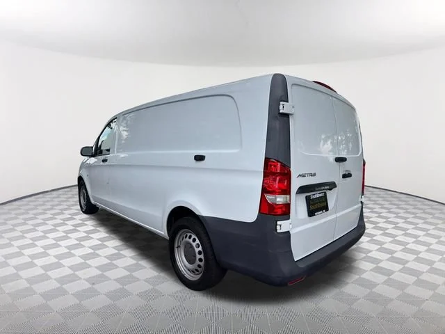 Used 2018 White Mercedes-Benz NA image 7