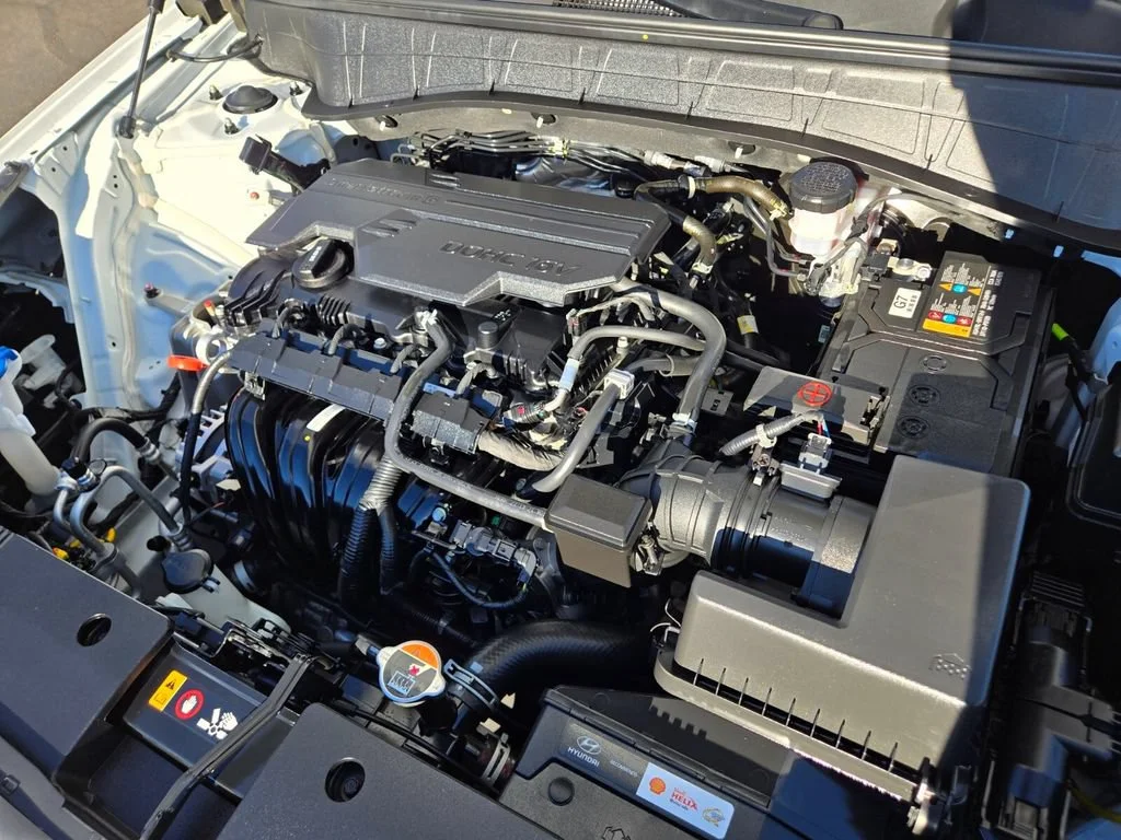 Used 2024 Atlas White Hyundai SEL image 16