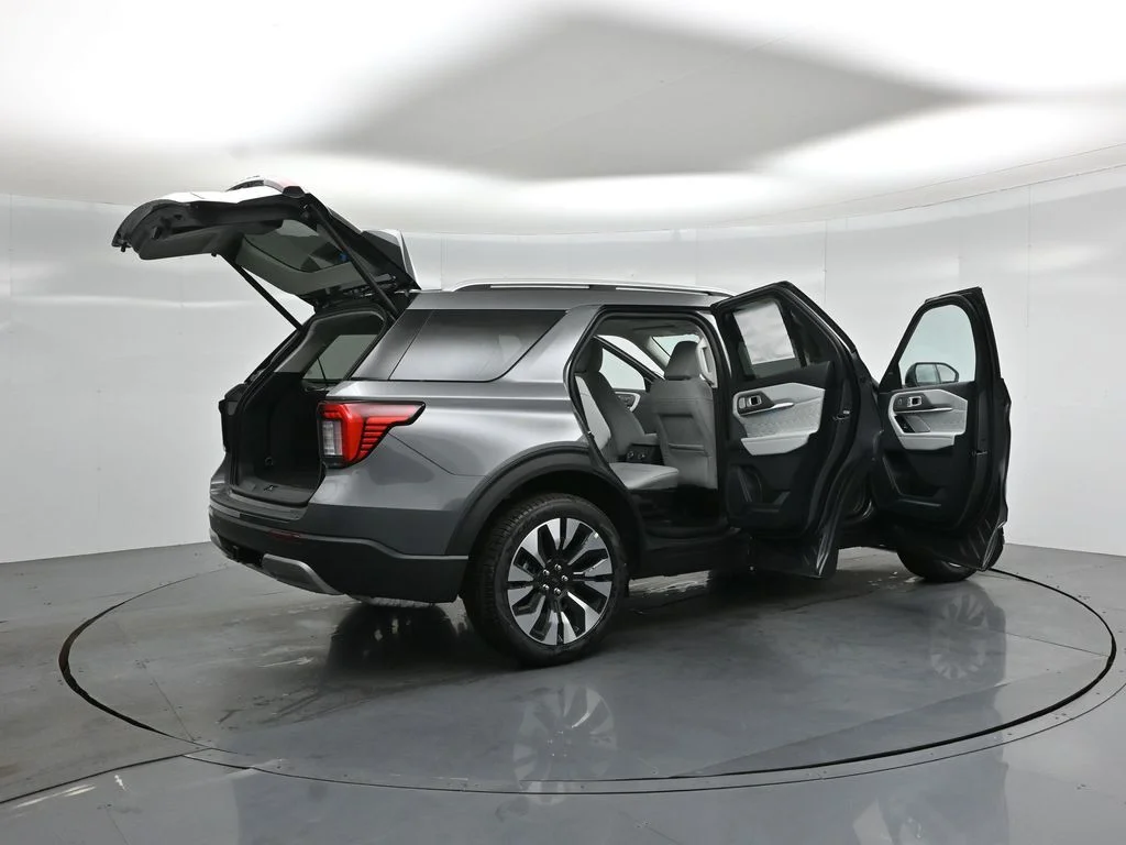 New 2026 Carbonized Gray Metallic Ford Platinum image 5