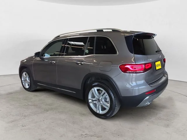 Used 2021 Gray Mercedes-Benz GLB 250 image 7