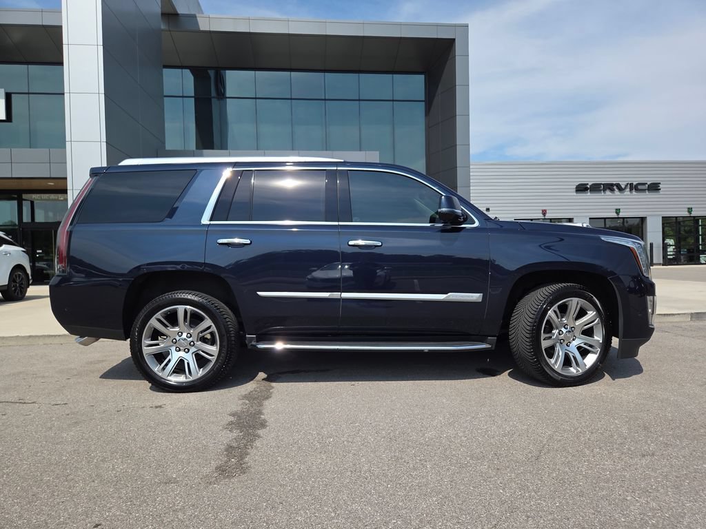 Used 2020 Dark Adriatic Blue Metallic Cadillac Premium Luxury image 31