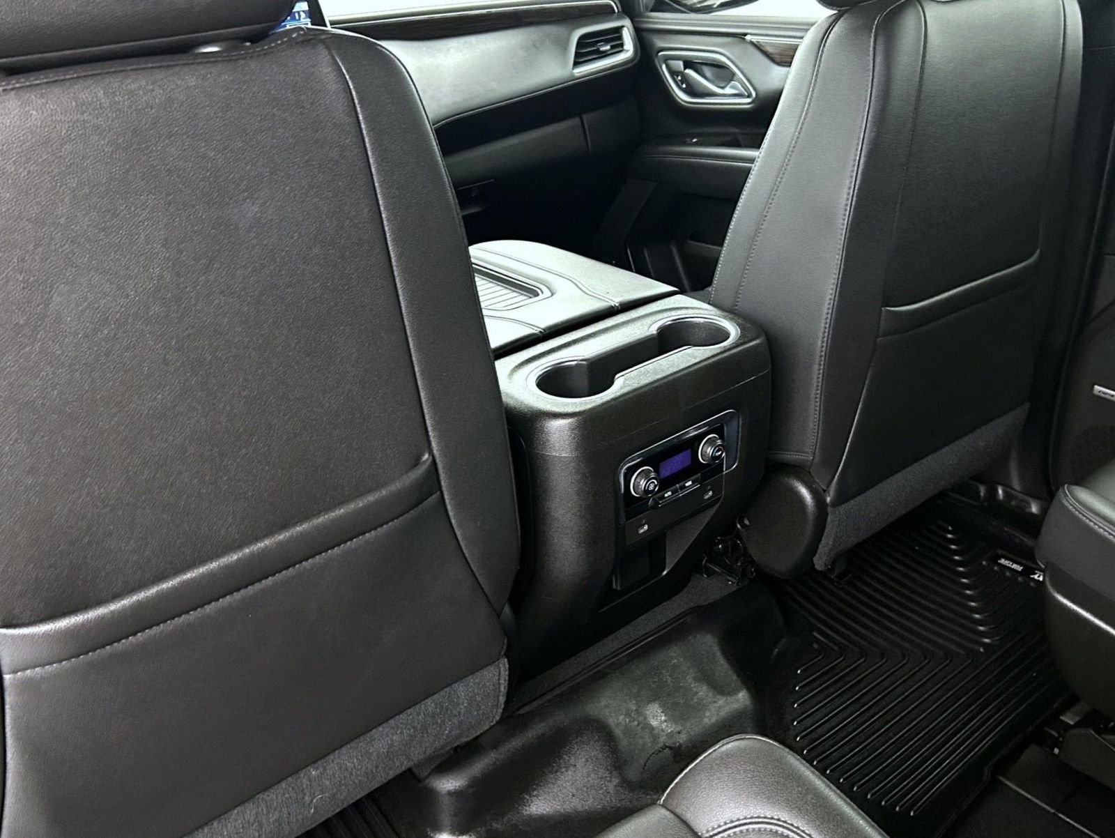 Used 2021 Gray Chevrolet Z71 image 23