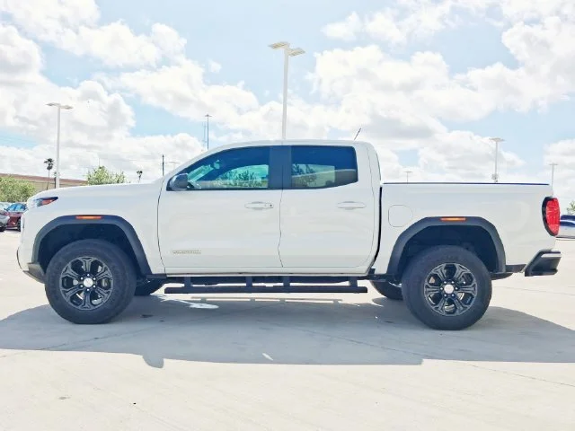 Used 2023 White GMC Elevation image 4