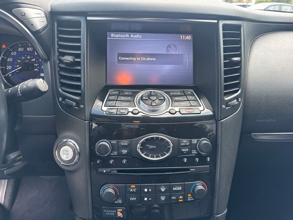 Used 2017 Gray INFINITI Base image 12