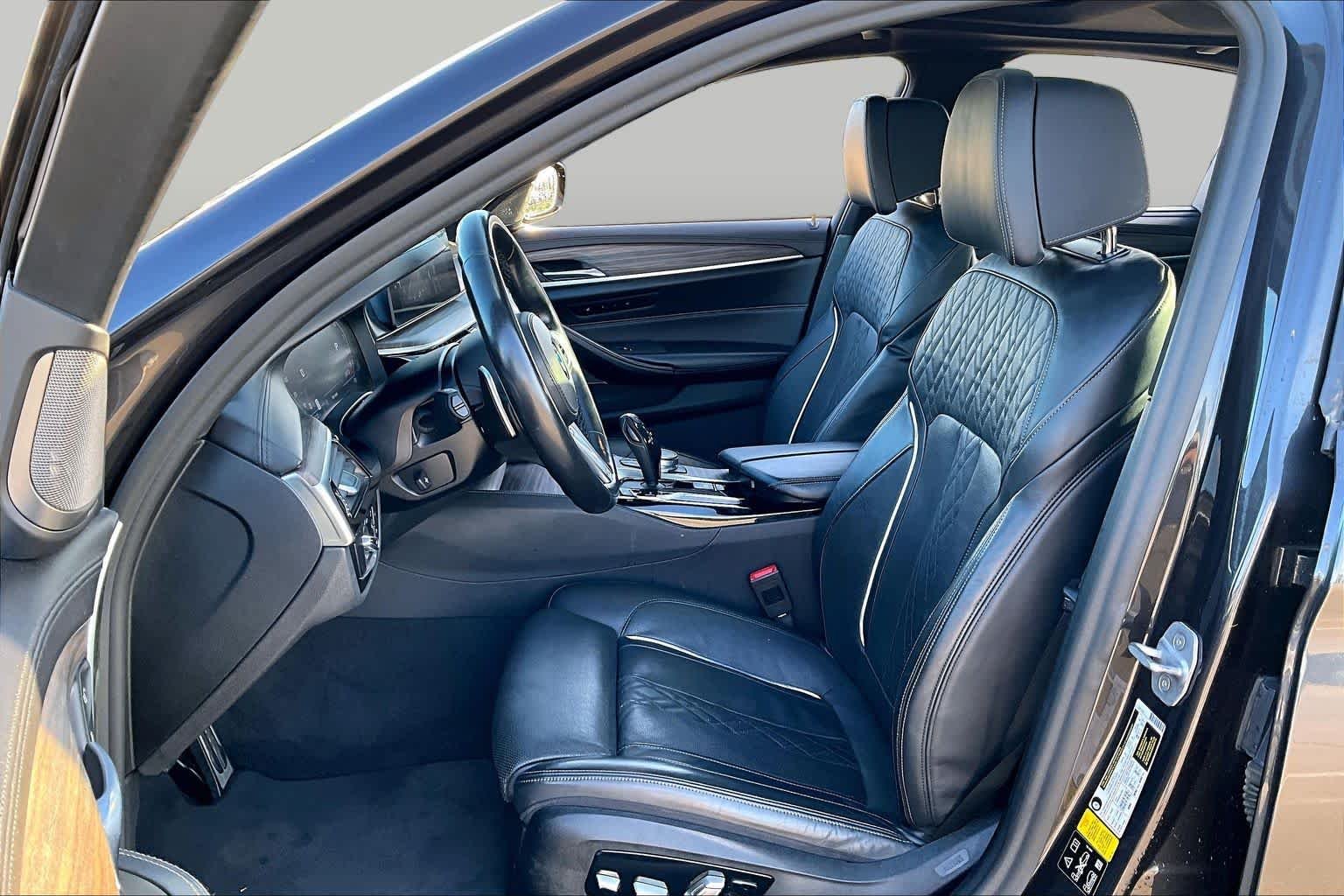 Used 2020 Dark Graphite Metallic BMW M550i xDrive image 8