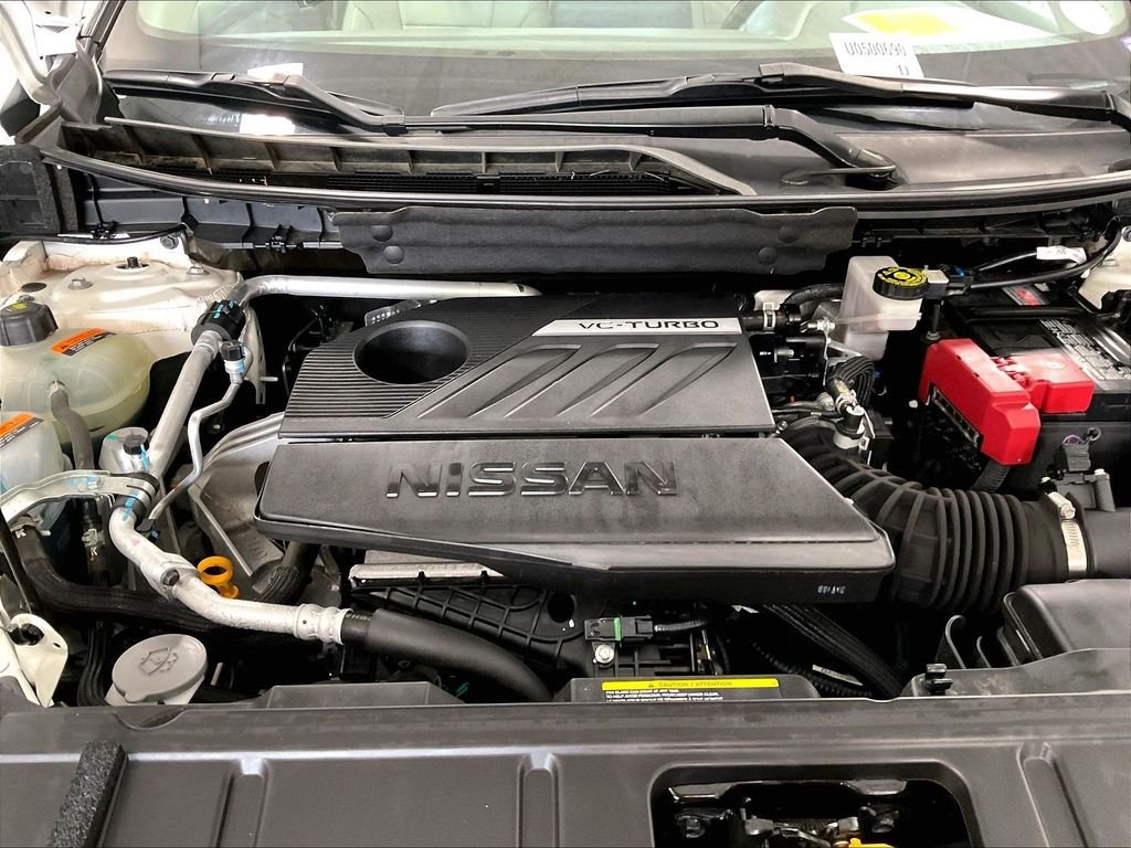 Used 2023 Pearl White Nissan SL image 30