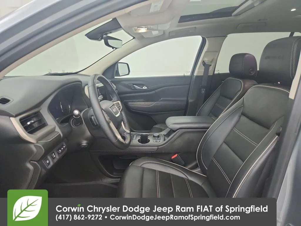Used 2023 Silver GMC Denali image 18