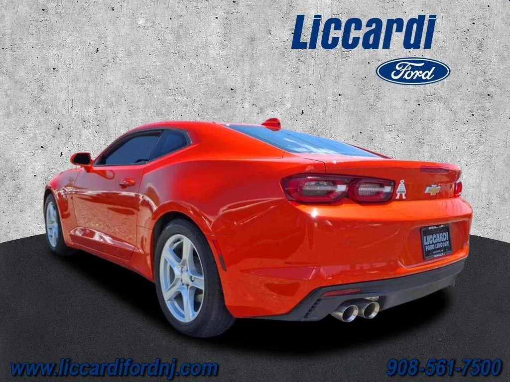 2021 Chevrolet Camaro 3LT - Photo 4