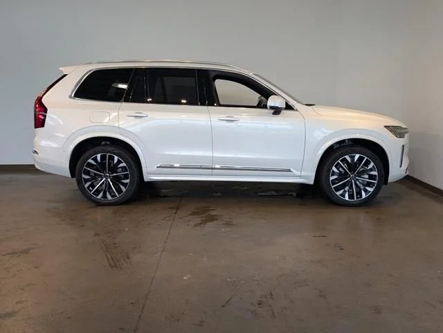 2026 Volvo XC90 Ultra - Photo 6