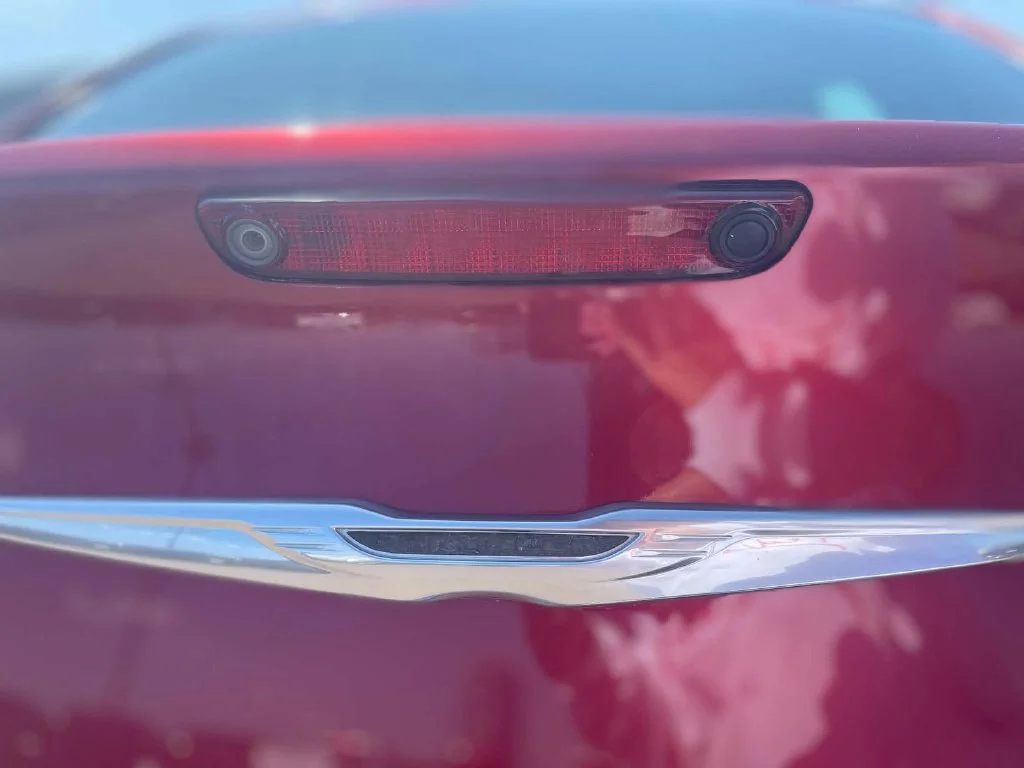 Used 2012 Red Chrysler Limited image 6