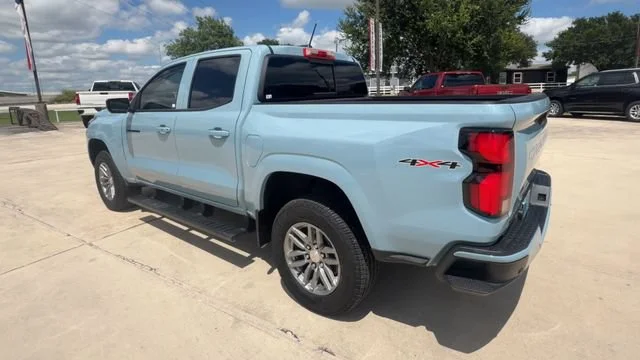 Used 2026 Snowdrift Metallic Chevrolet LT image 6