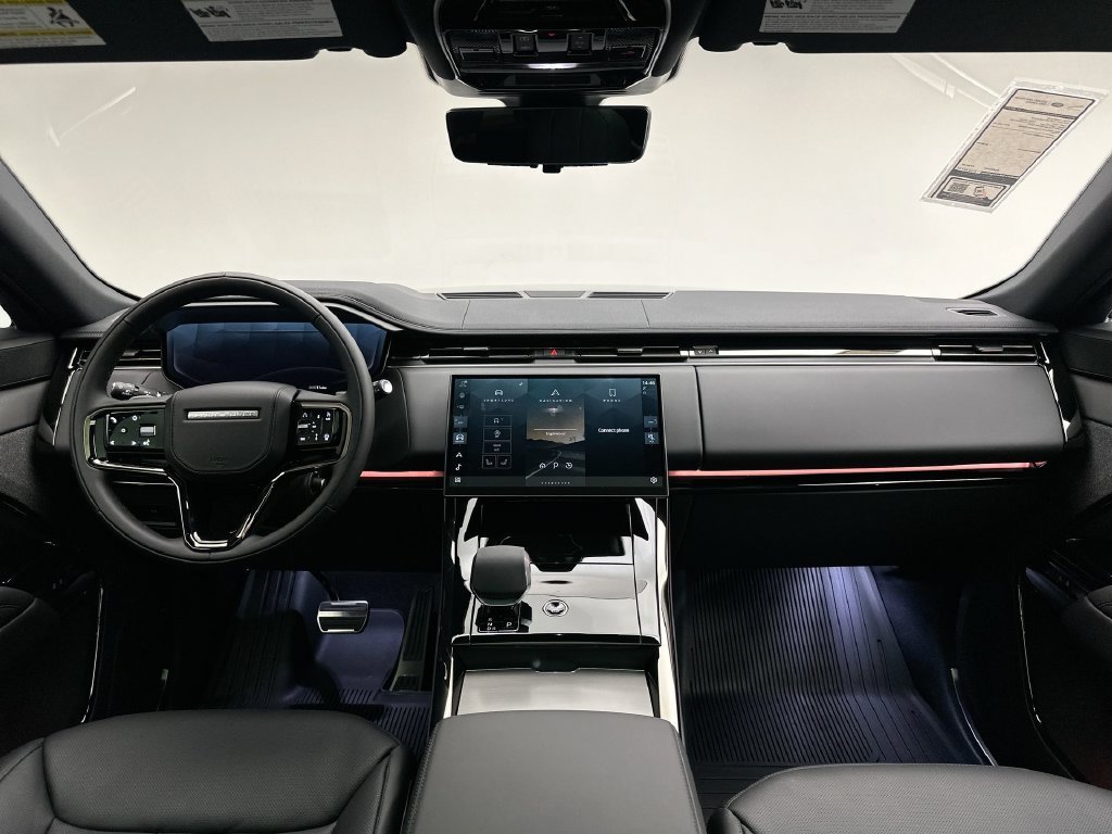 New 2027 Santorini Black Metallic Land Rover Dynamic SE image 8