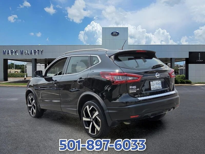Used 2020 Magnetic Black Pearl NISSAN FWD SL image 3