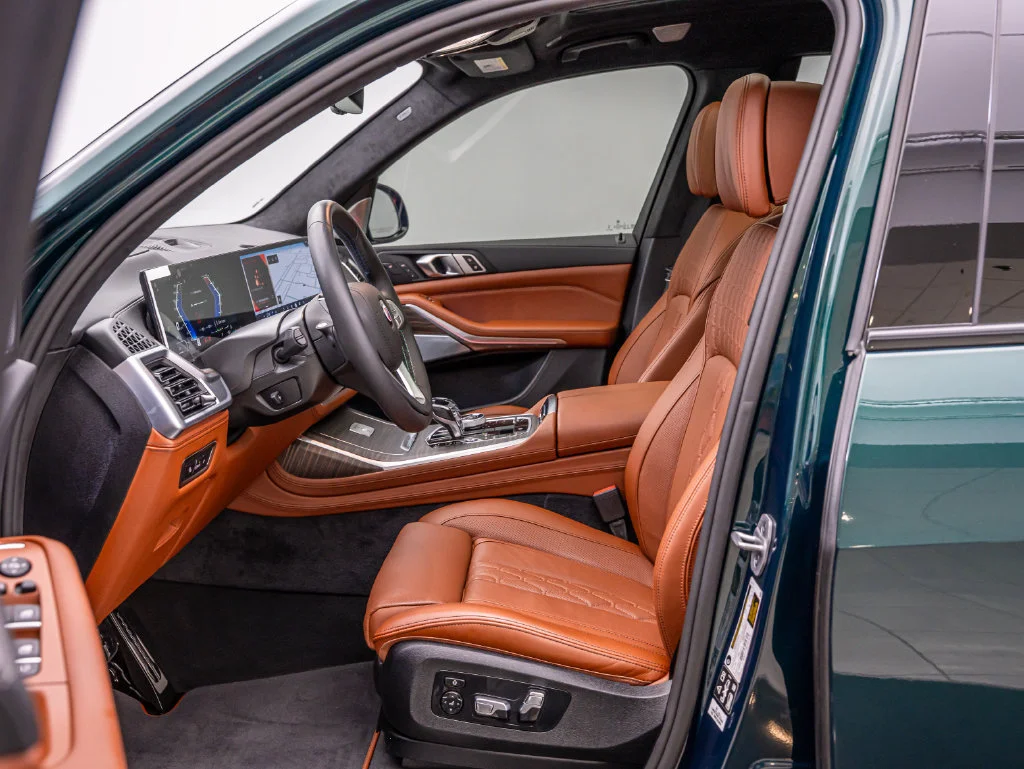Used 2026 Alpina Green Metallic BMW ALPINA XB7 image 27