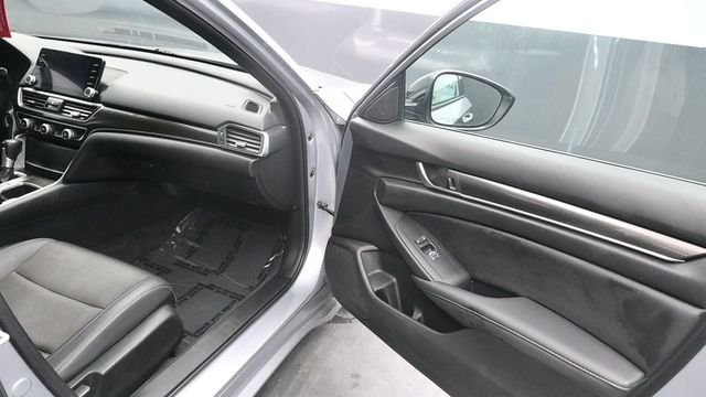 Used 2022 Silver Honda Sport image 11